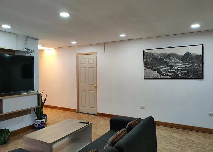 Departamento A 2 Cuadras De La Plaza Principal,